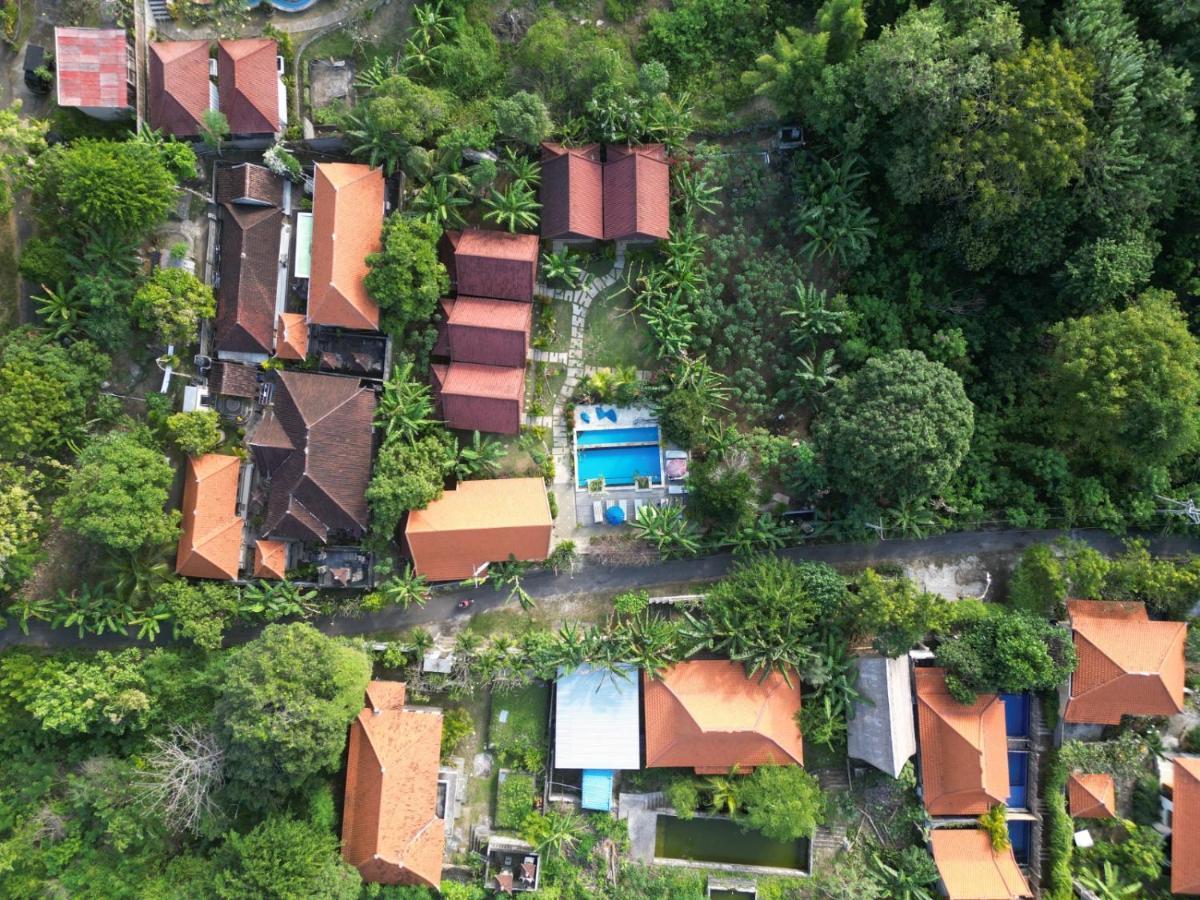 Le Biu Garden View Hotel Nusa Lembongan  Exterior photo